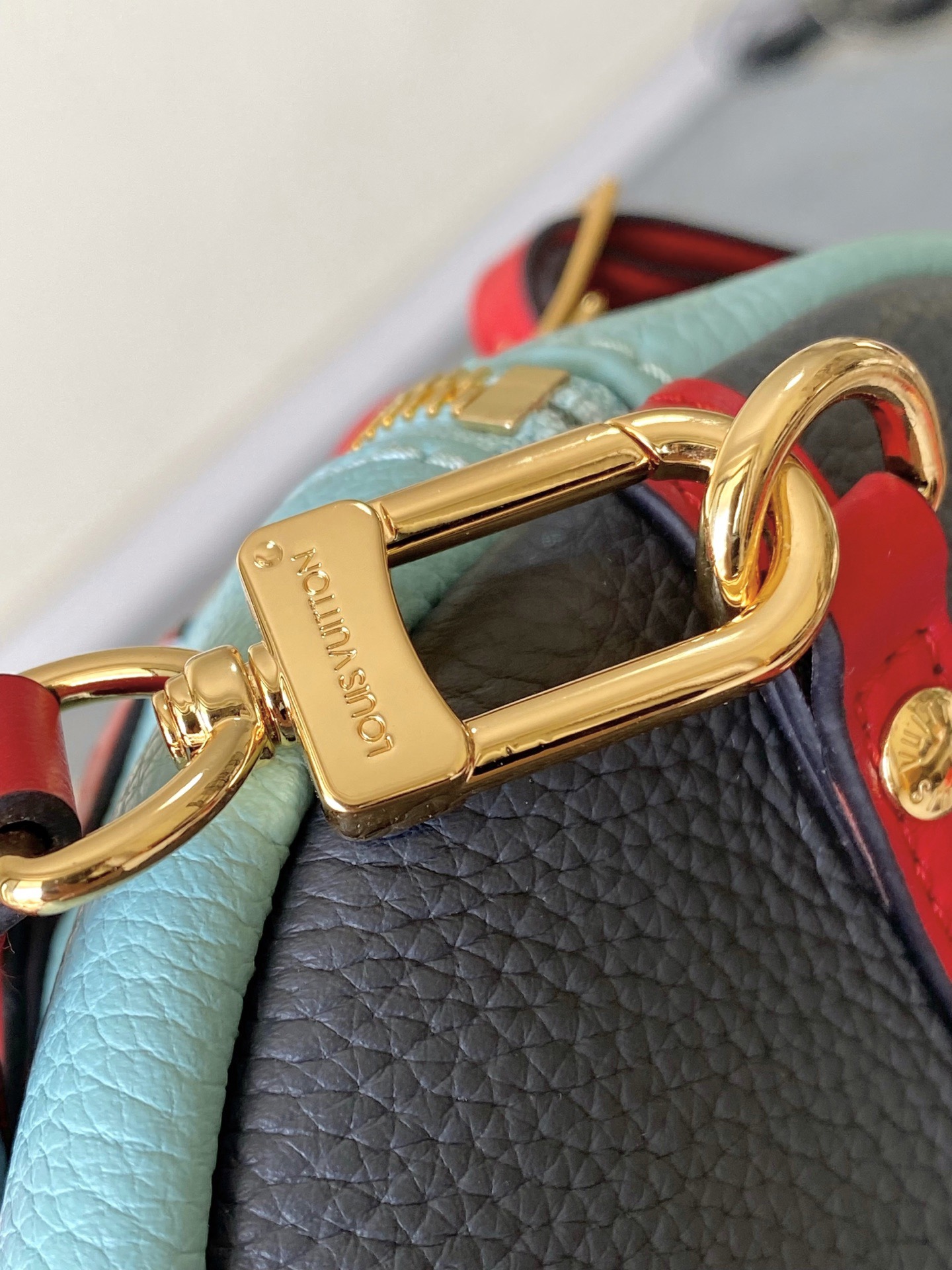 L*ouis V*uitton Top Bag