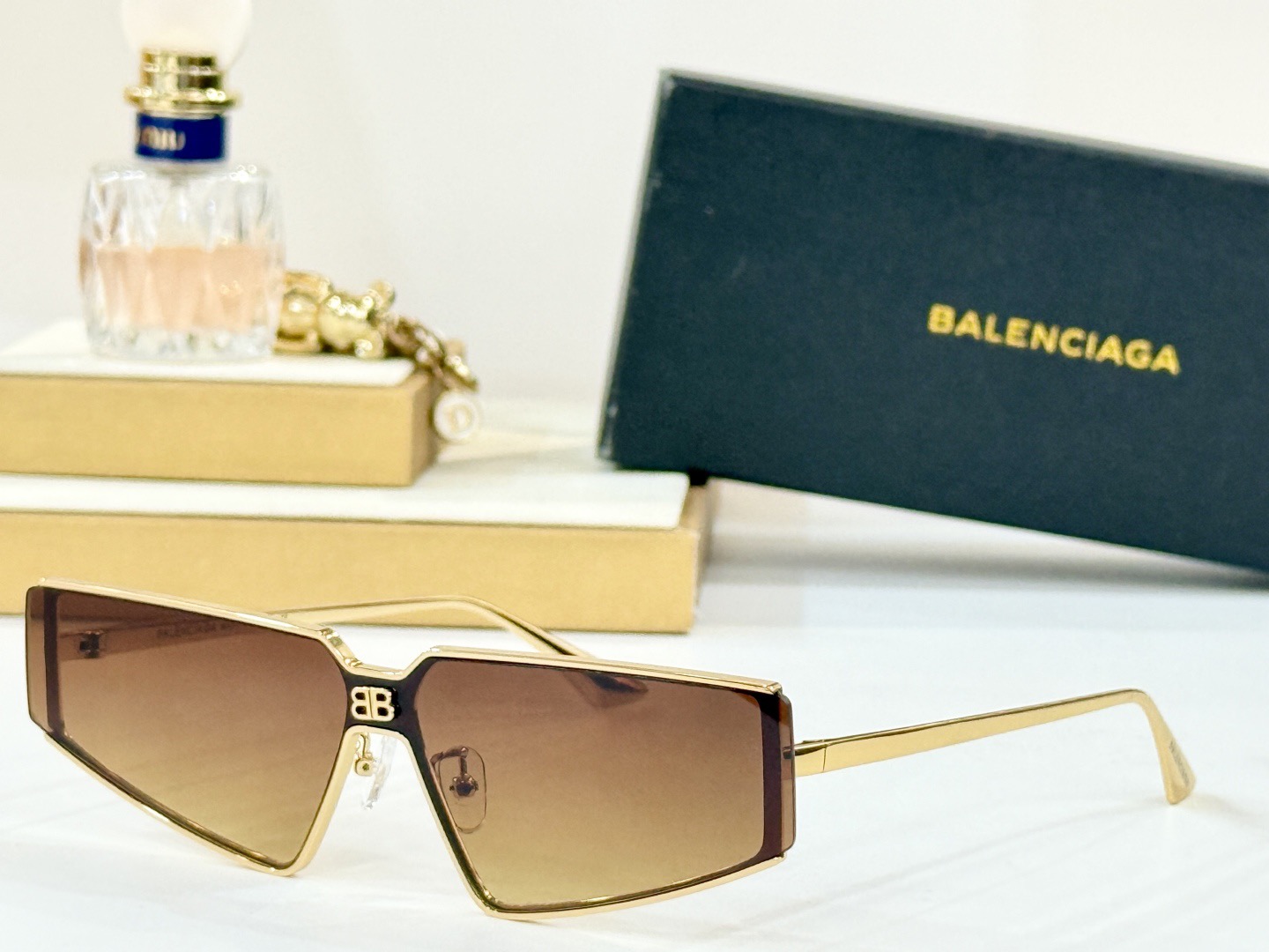 Top Quality B*alenciaga Glasses