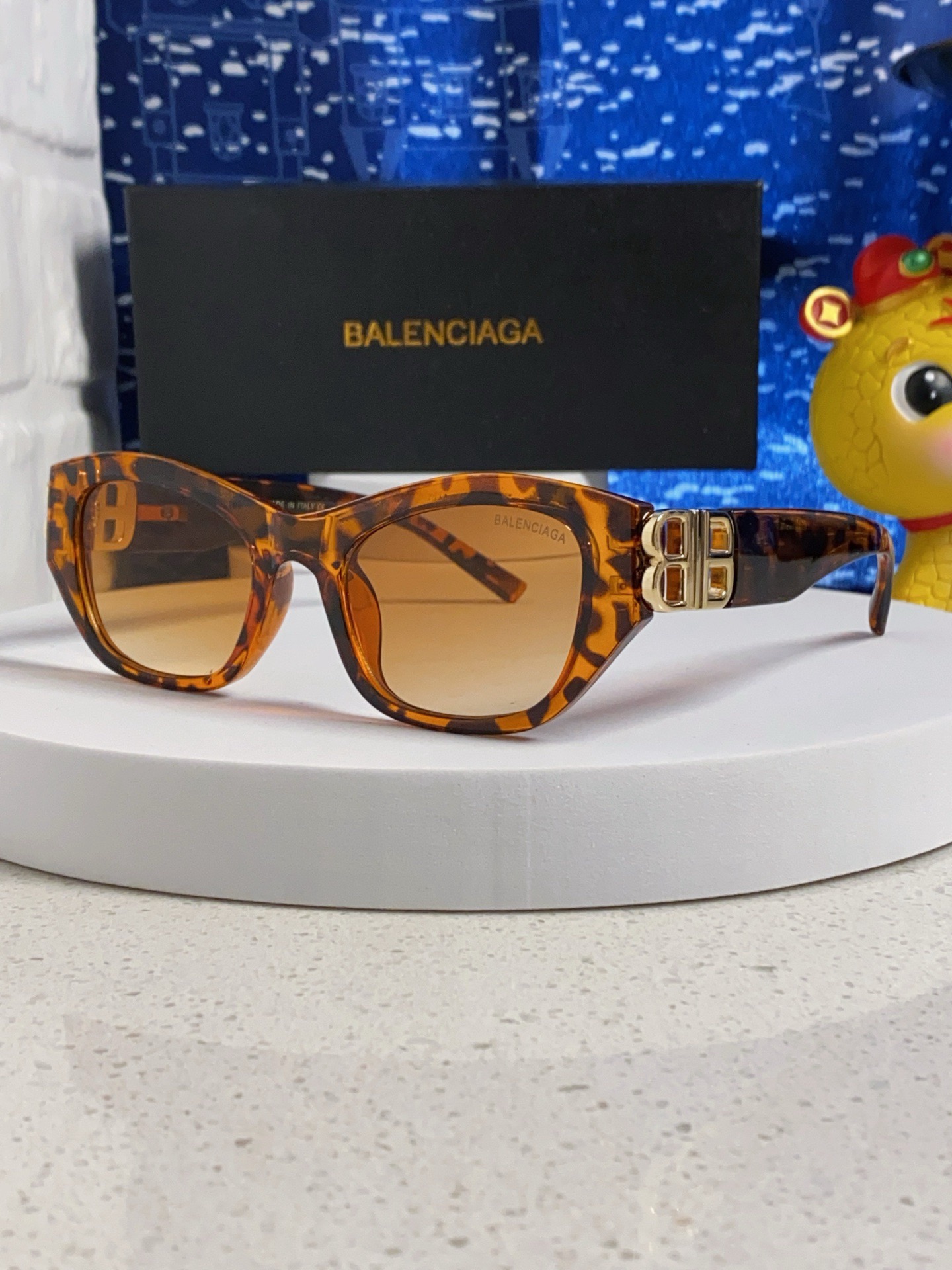 Top Quality B*alenciaga Glasses