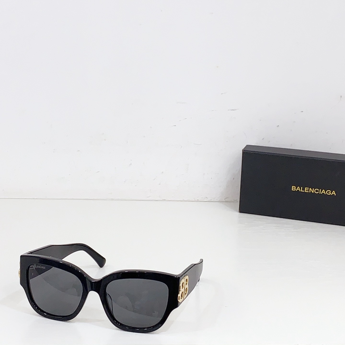 Top Quality B*alenciaga Glasses