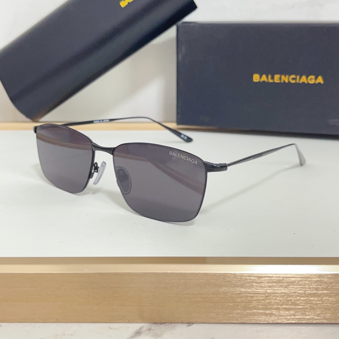 Top Quality B*alenciaga Glasses