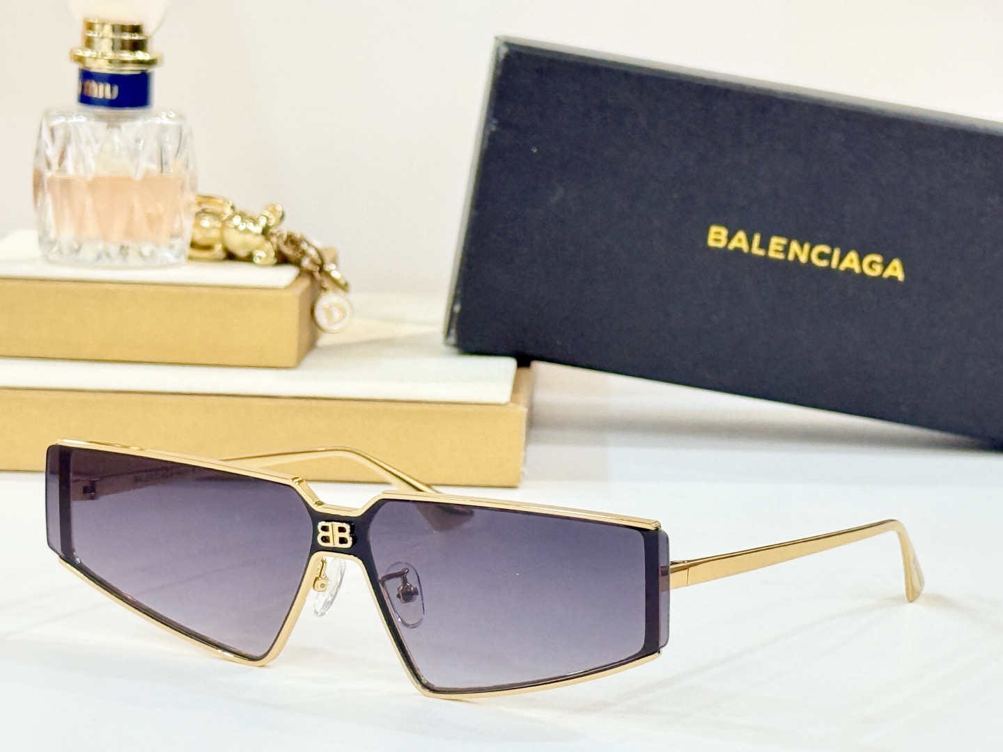 Top Quality B*alenciaga Glasses