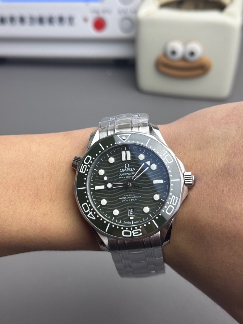 Top Quality 0*mega Watches