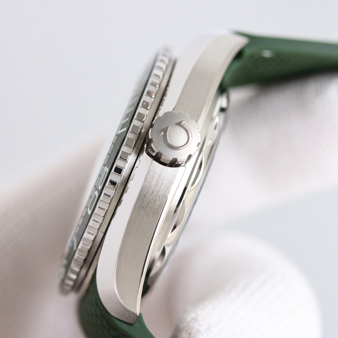 Top Quality 0*mega Watches