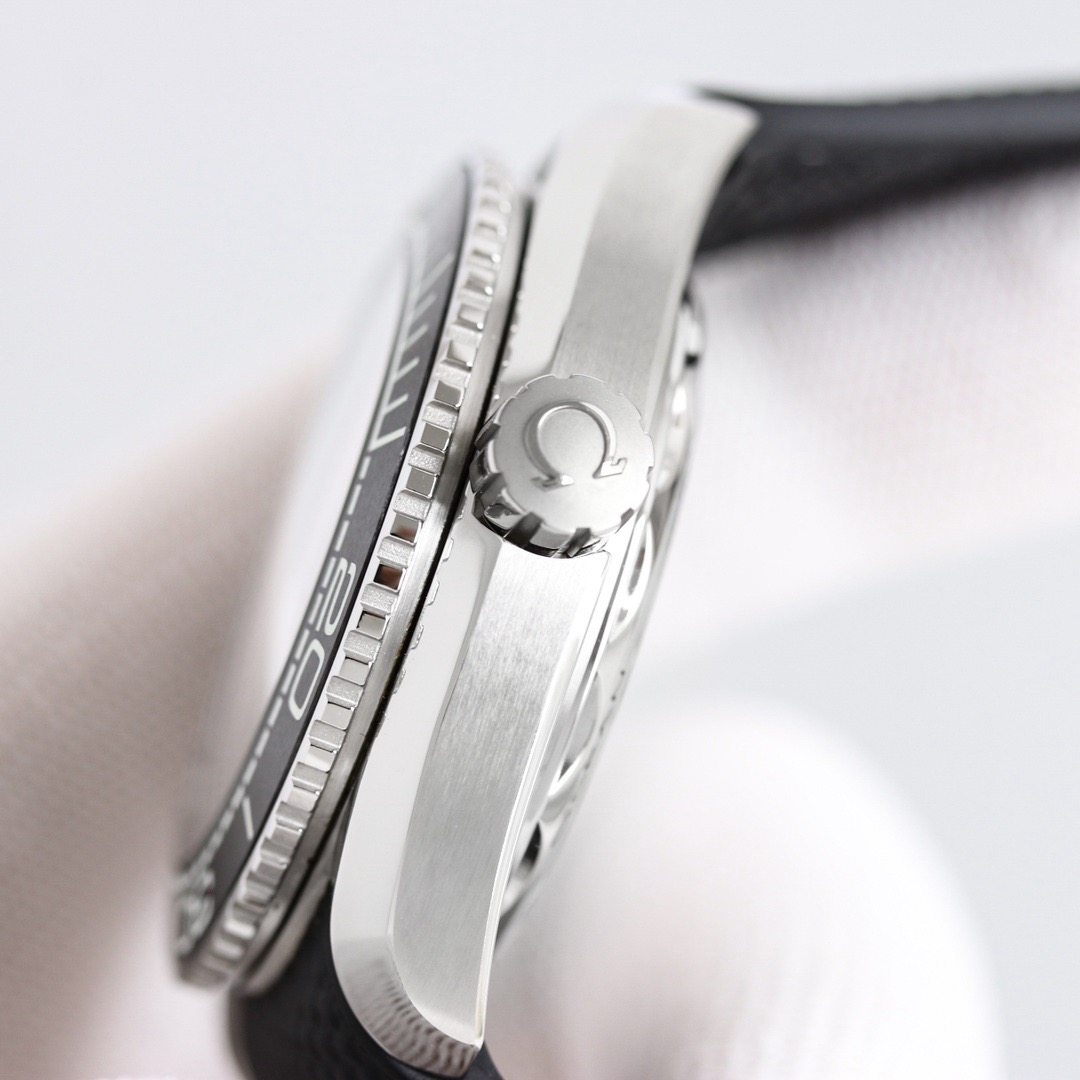 Top Quality 0*mega Watches