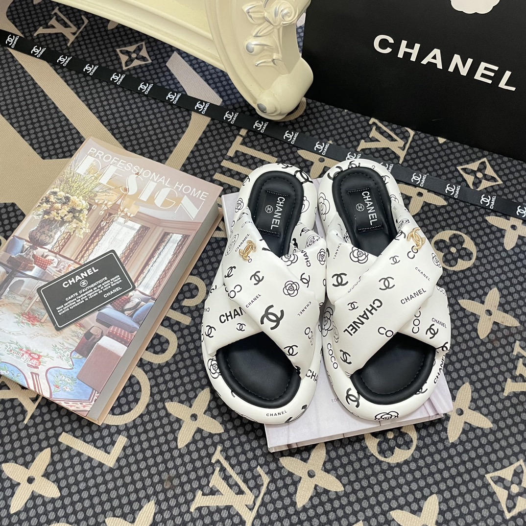 Women Top Quality C*hanel shoes