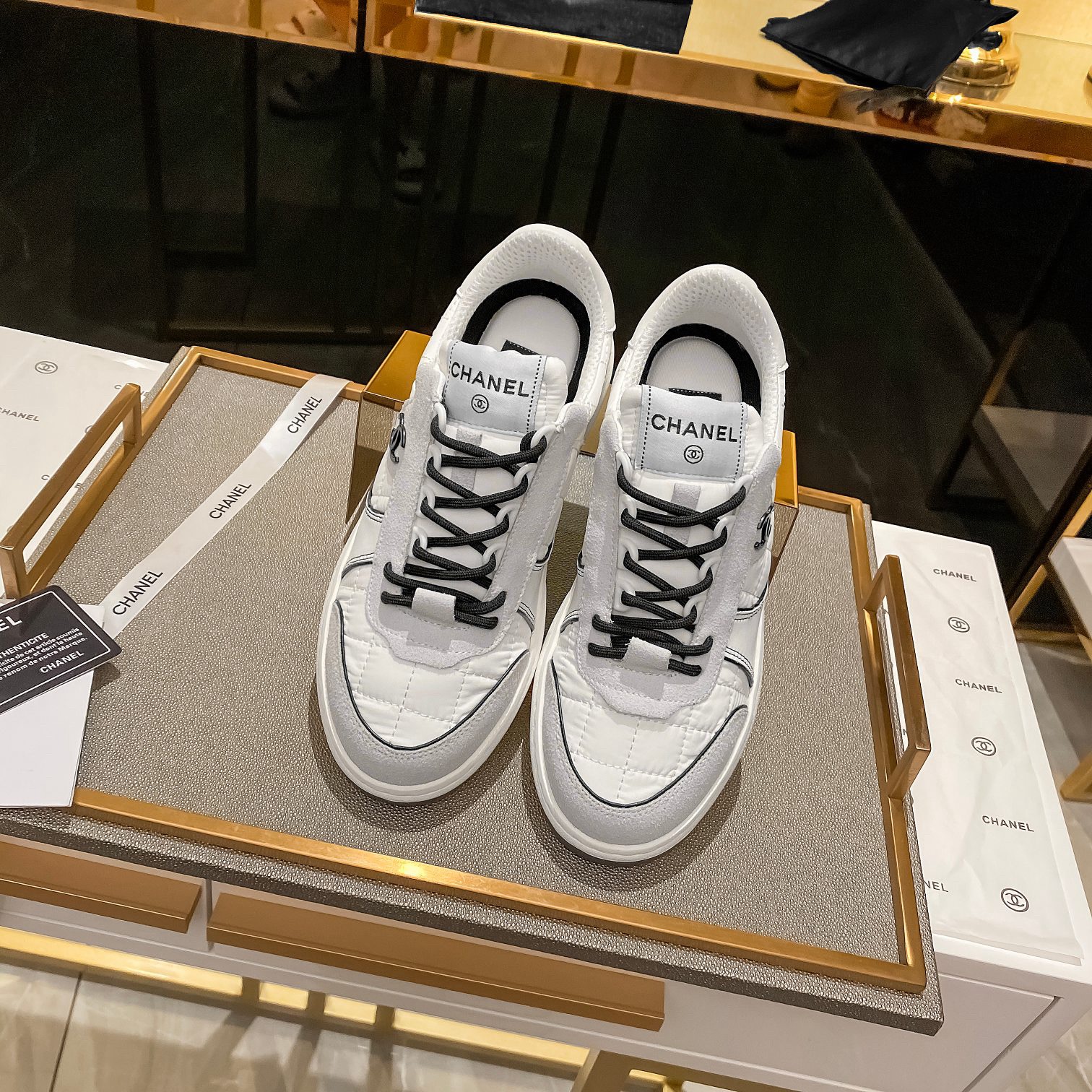 Women Top Quality C*hanel shoes