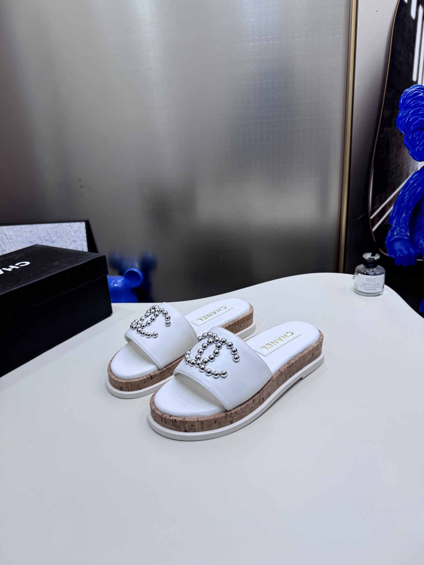 Women Top Quality C*hanel shoes