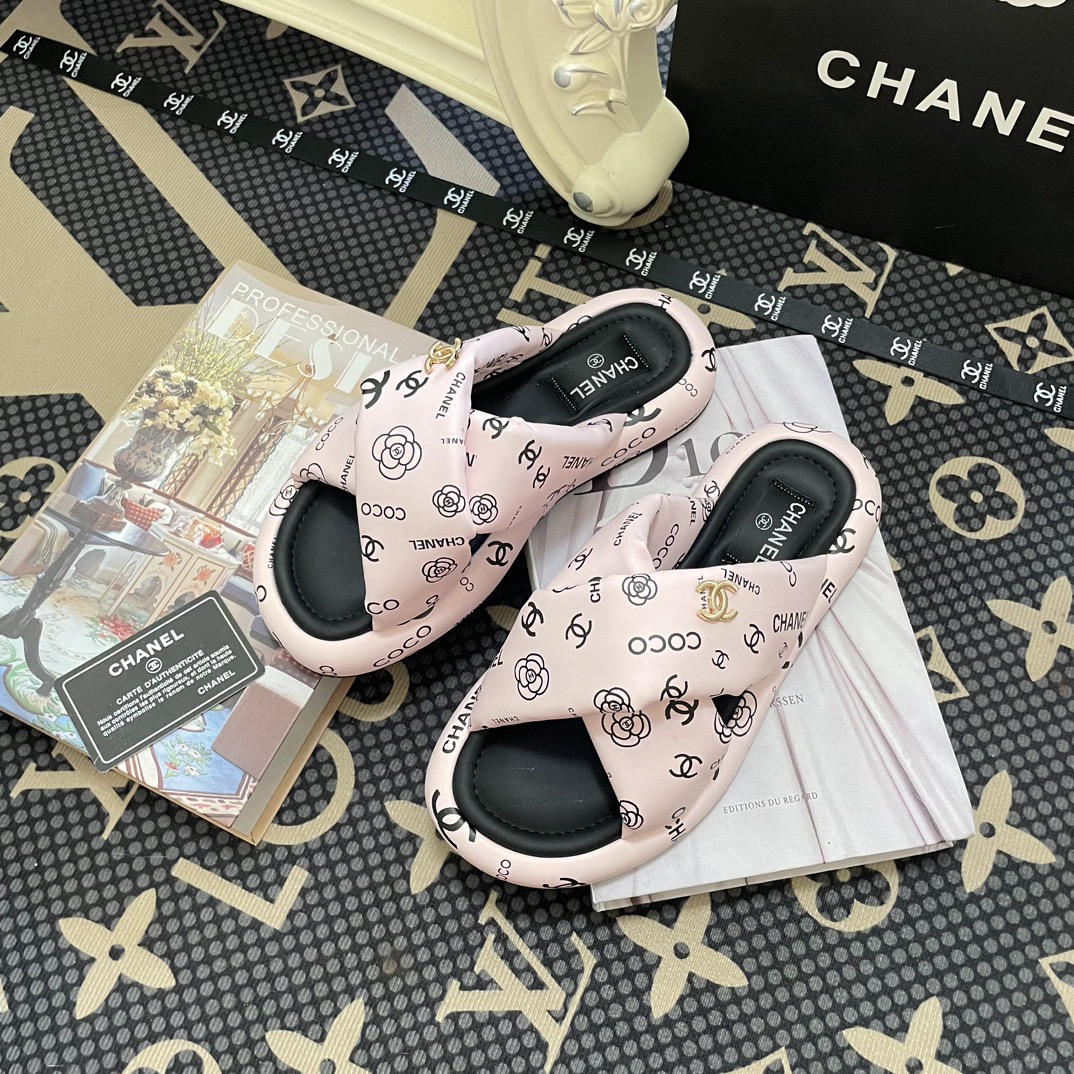 Women Top Quality C*hanel shoes