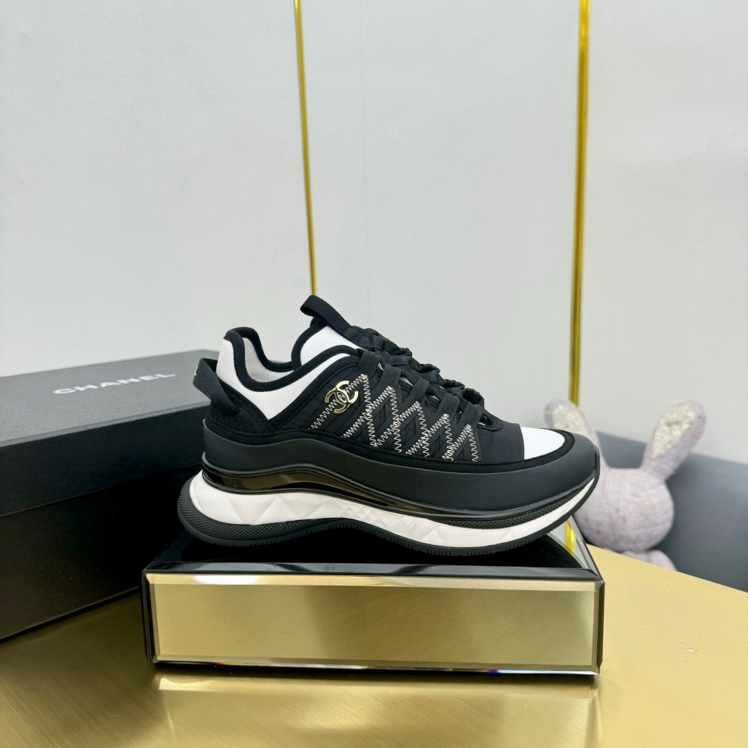 Women Top Quality C*hanel shoes