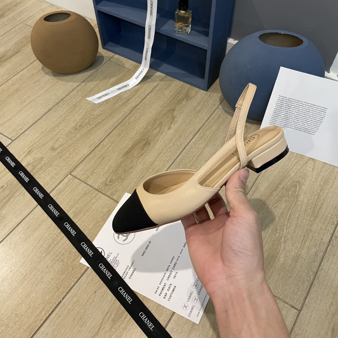 Women Top Quality C*hanel shoes