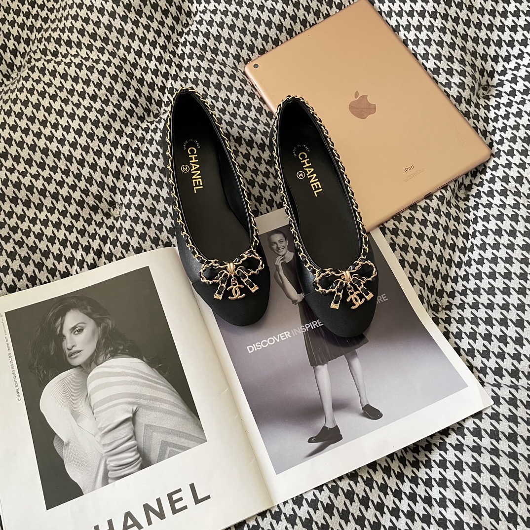 Women Top Quality C*hanel shoes