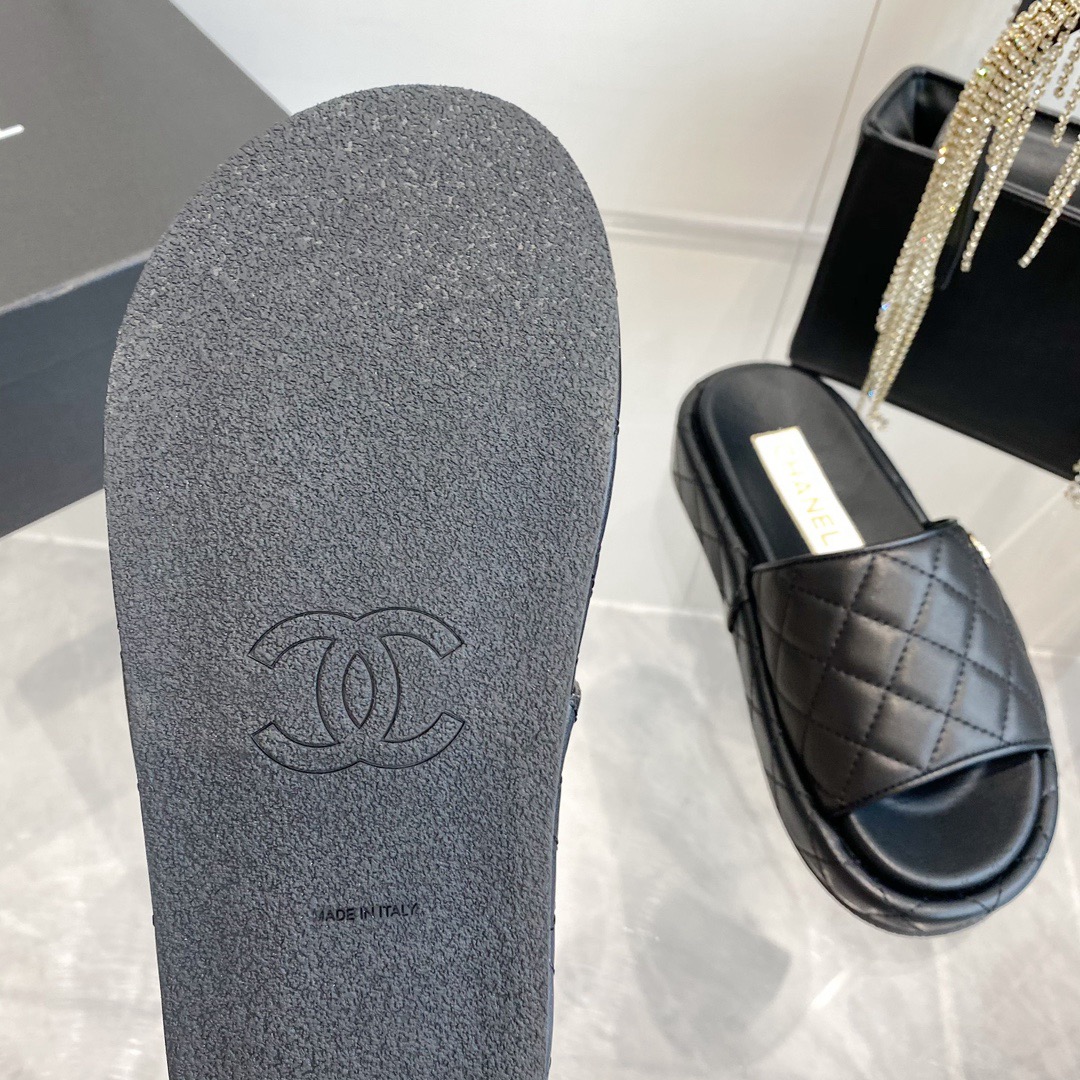 Women Top Quality C*hanel shoes