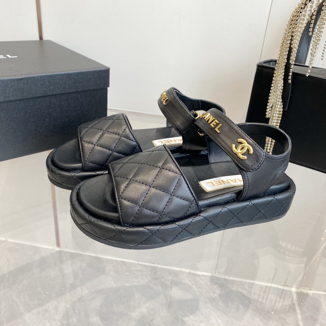 Women Top Quality C*hanel shoes