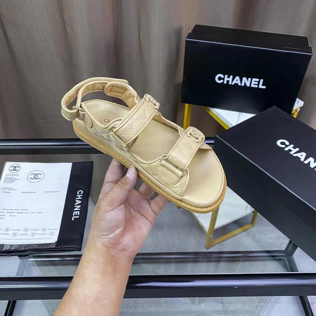 Women Top Quality C*hanel shoes