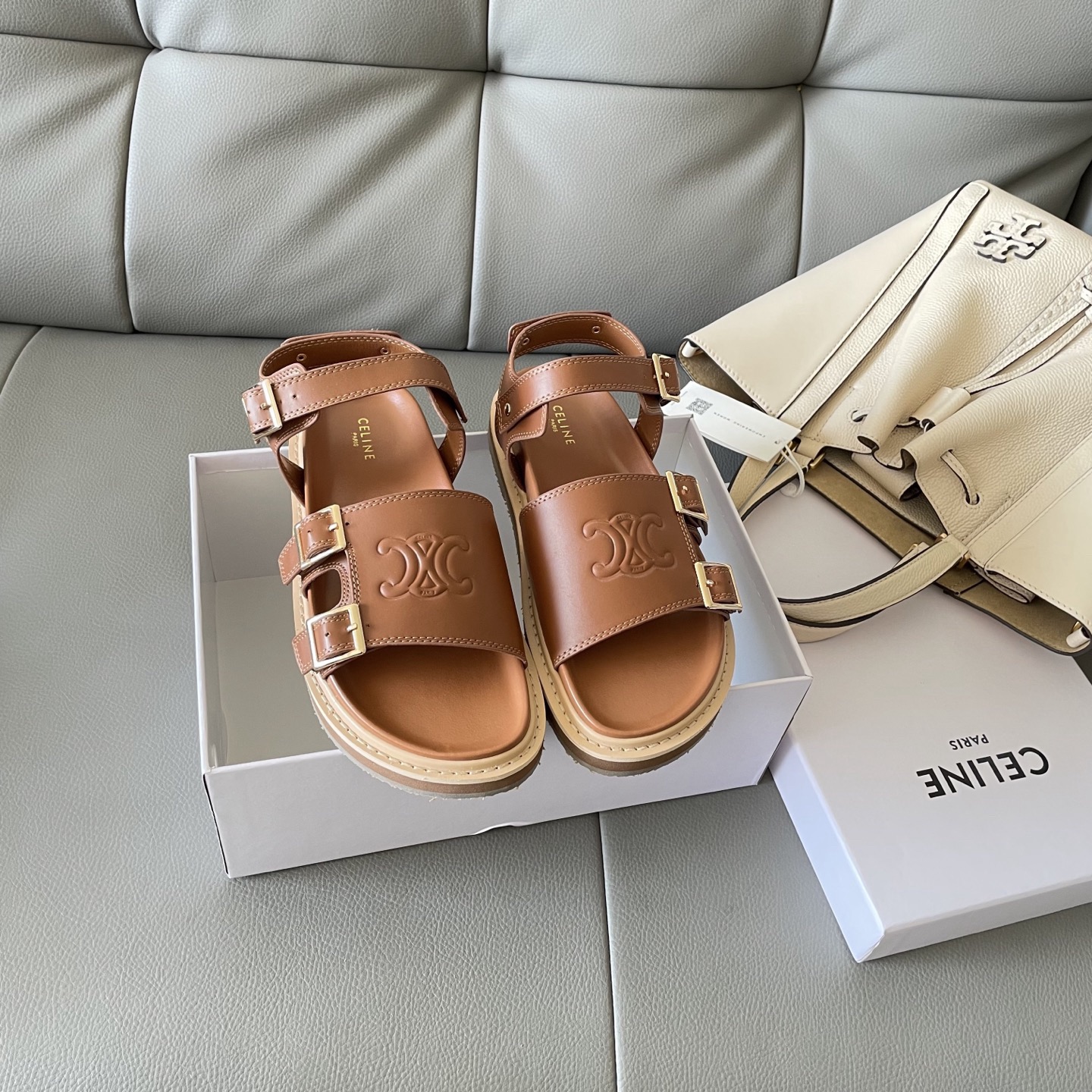 Women Top Quality C*eline shoes