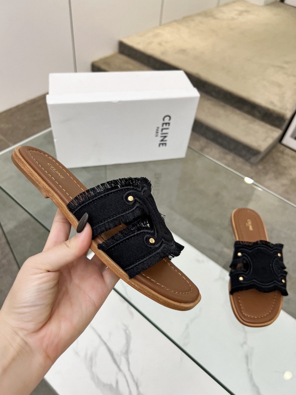 Women Top Quality C*eline shoes