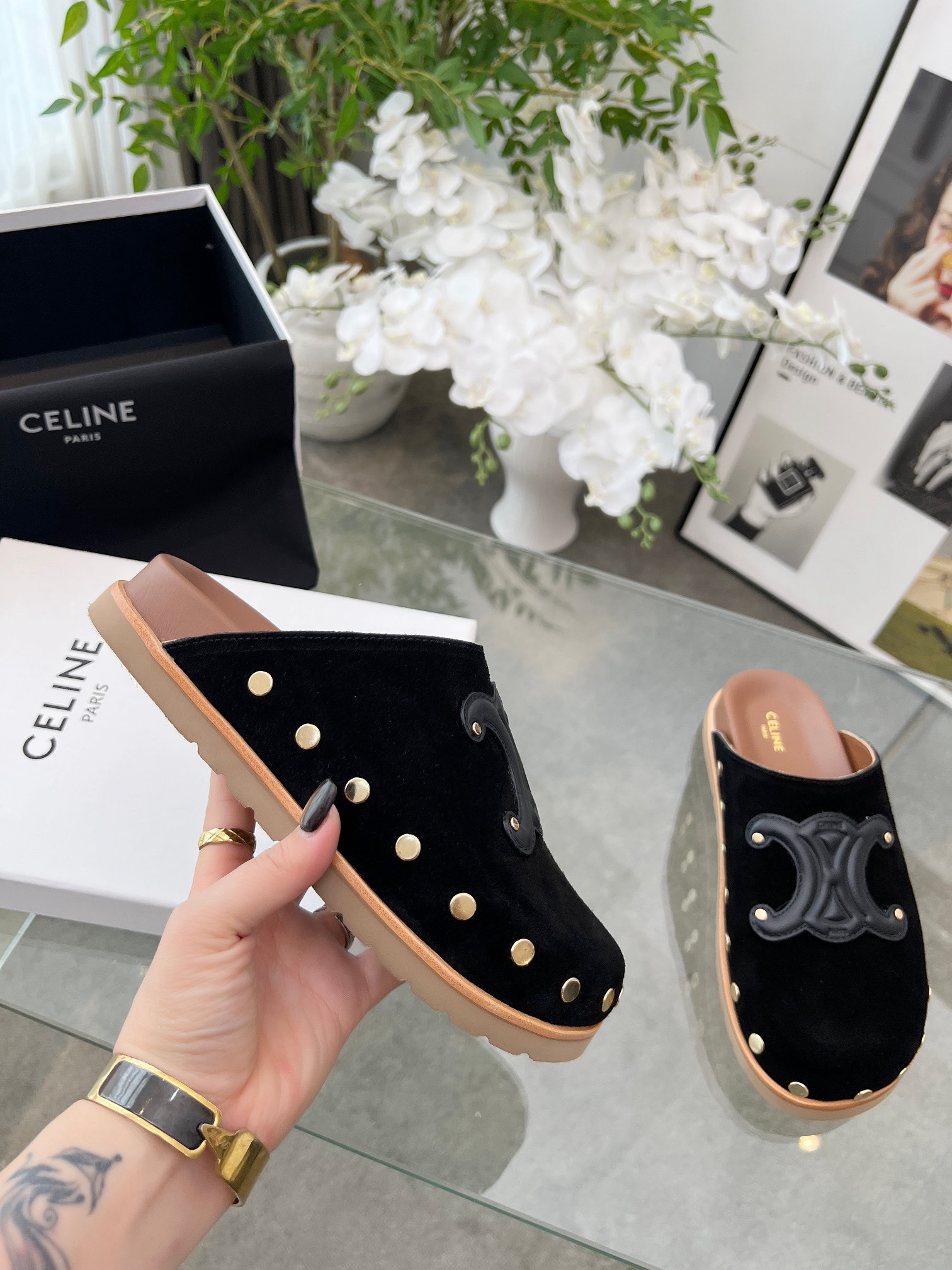 Women Top Quality C*eline shoes