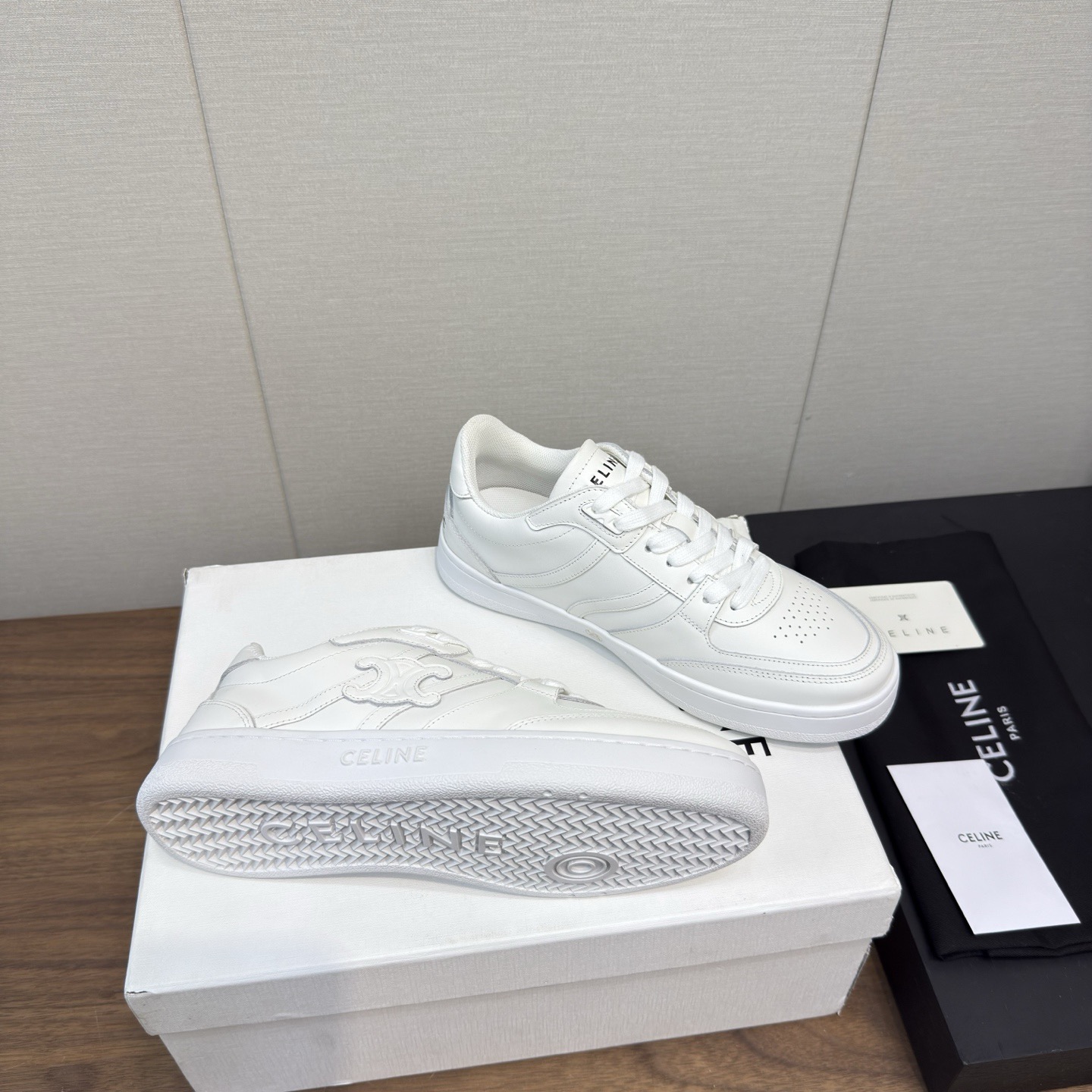 Women Top Quality C*eline shoes