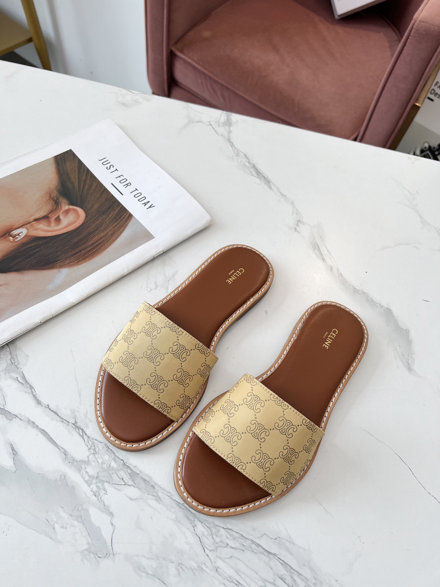 Women Top Quality C*eline shoes