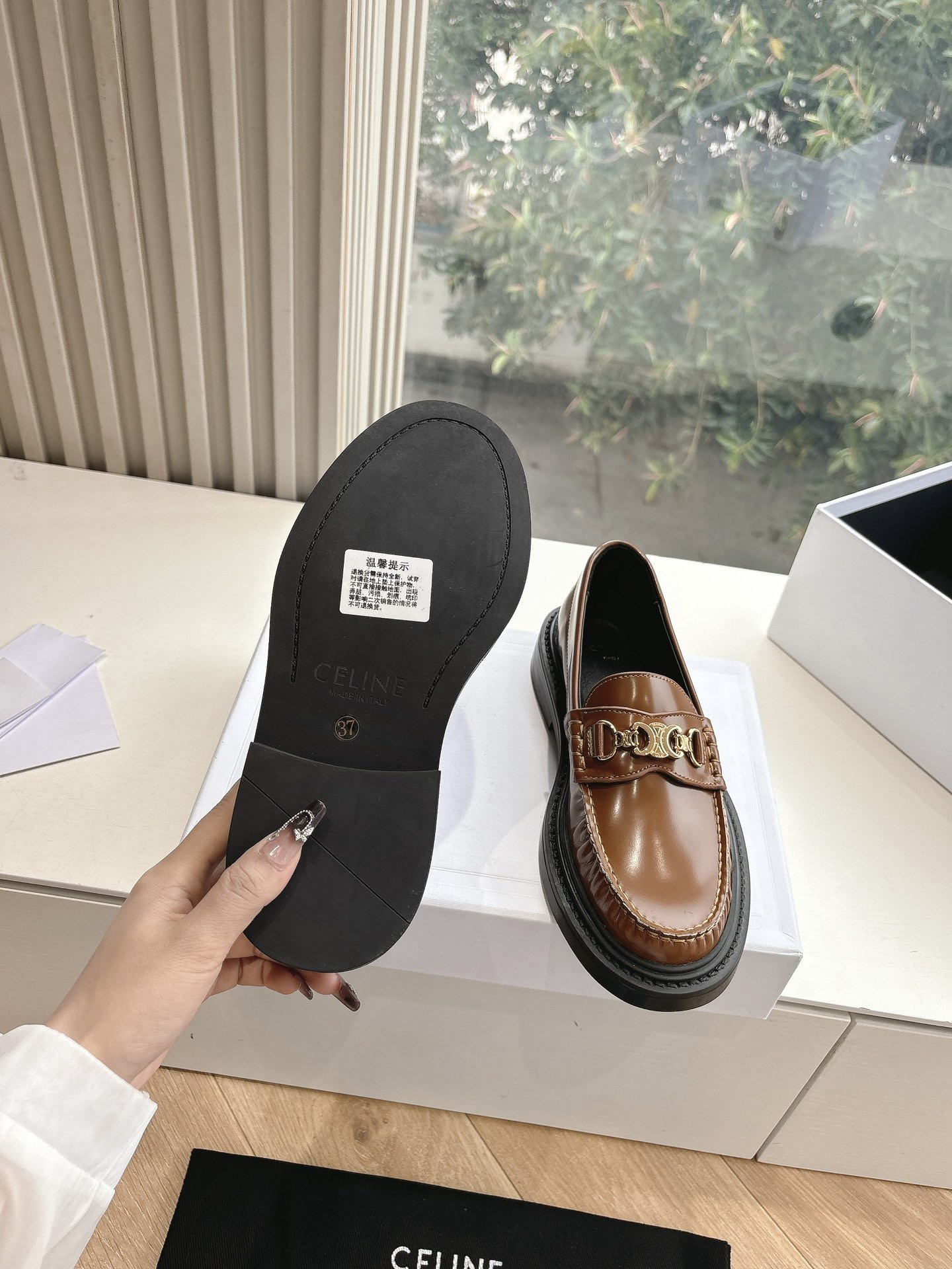 Women Top Quality C*eline shoes