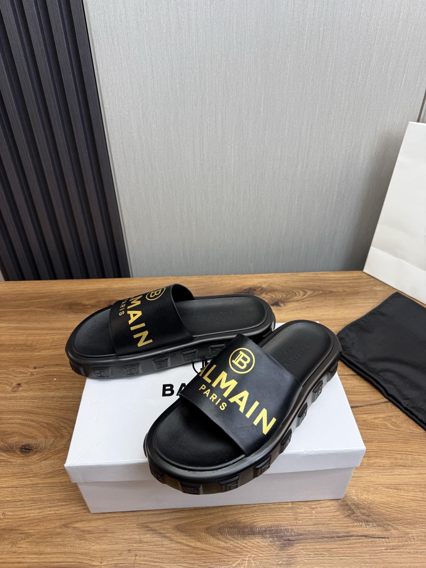 Women Men Top Quality B*almain shoes