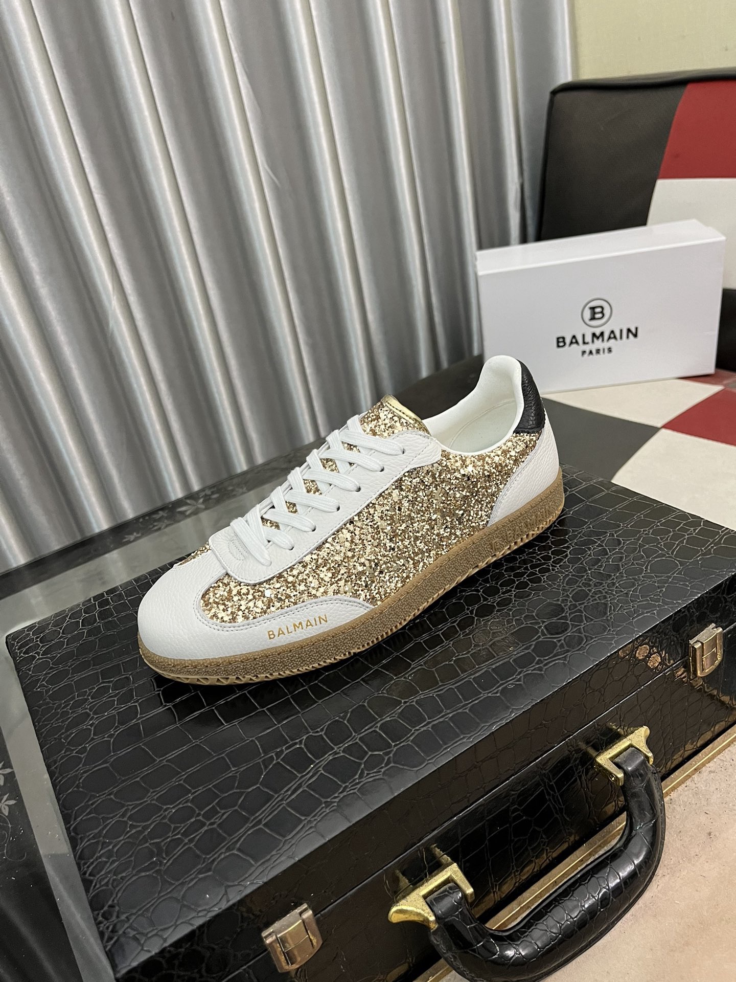 Women Men Top Quality B*almain shoes