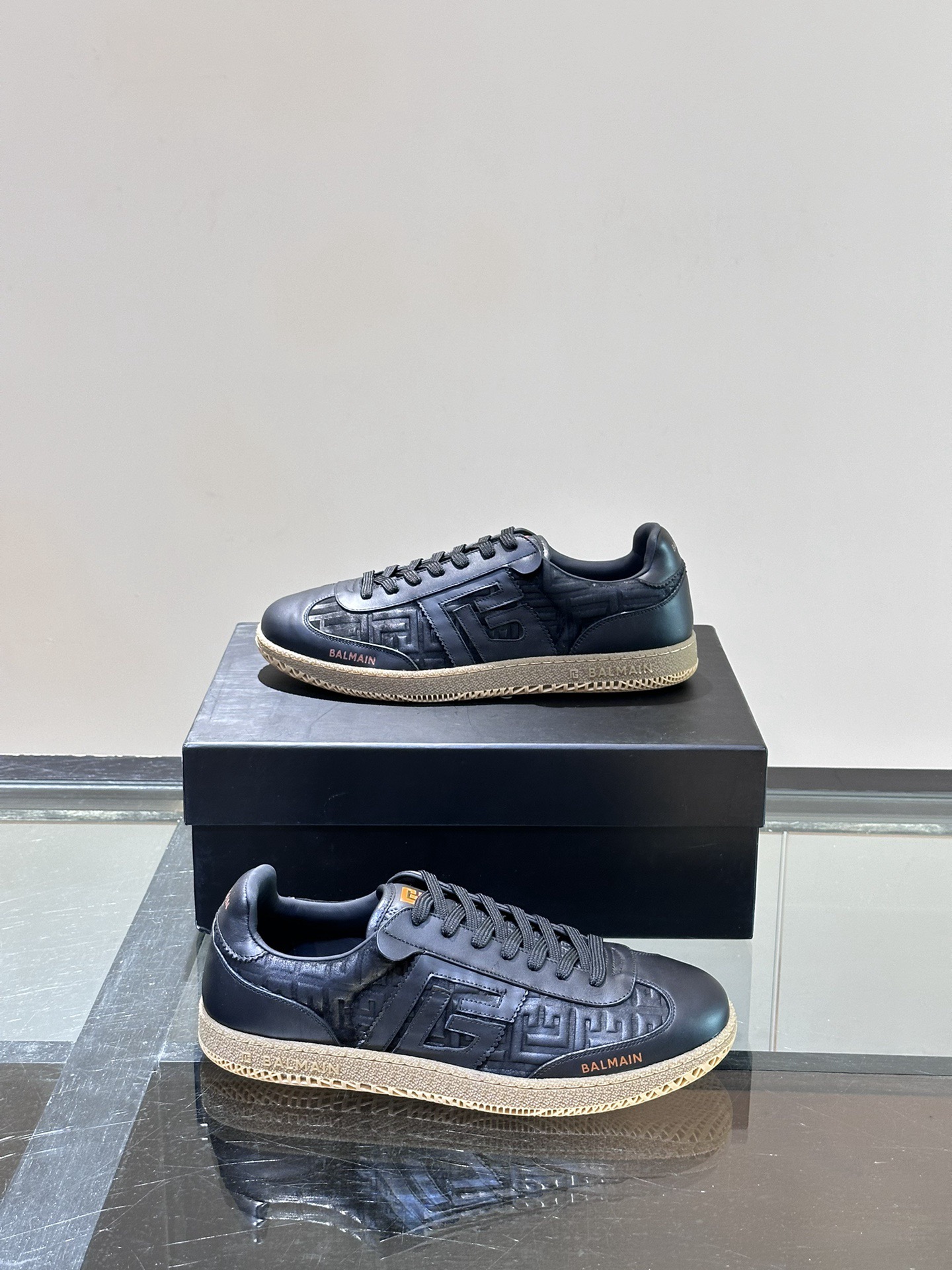 Women Men Top Quality B*almain shoes