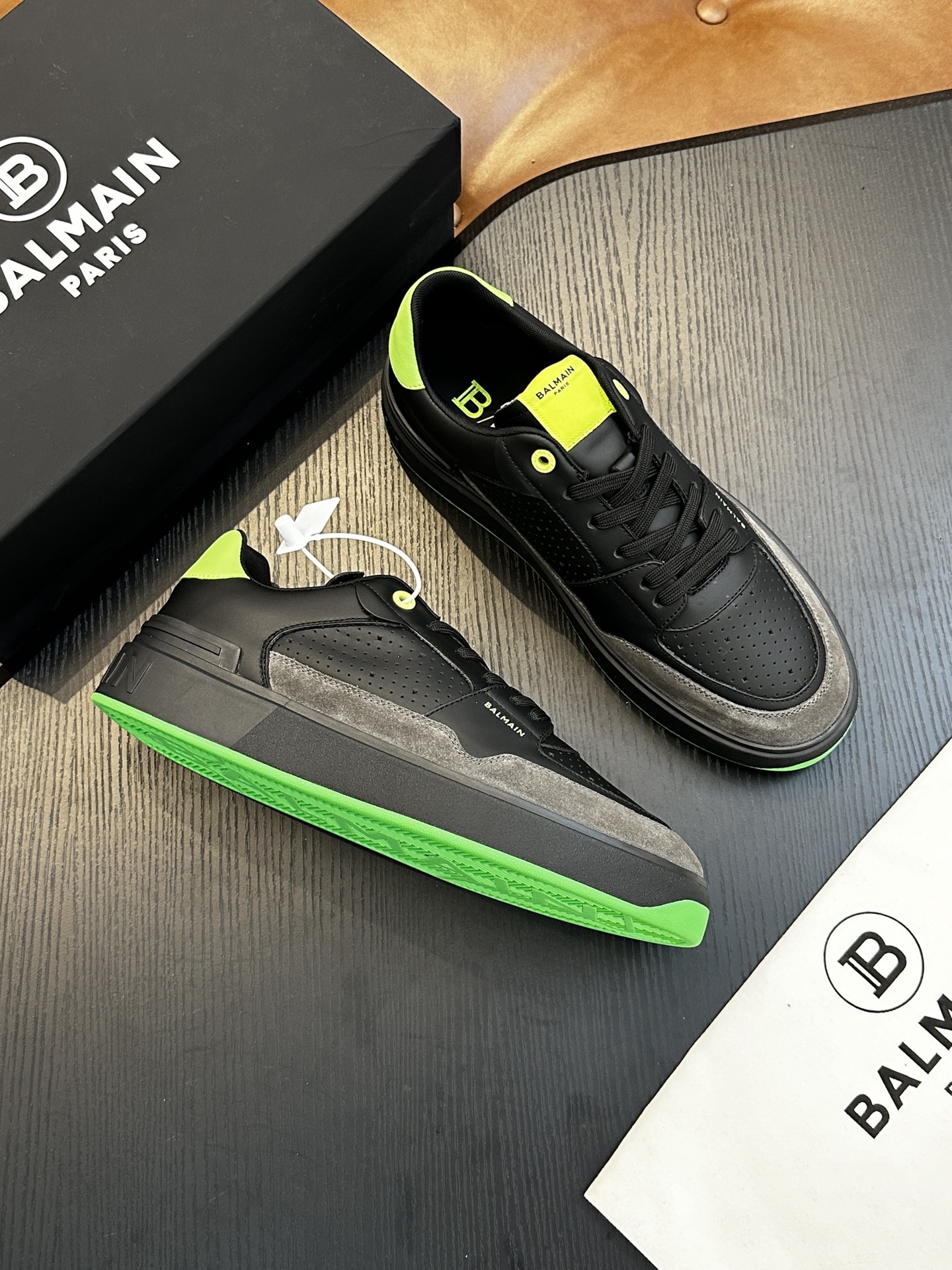 Women Men Top Quality B*almain shoes