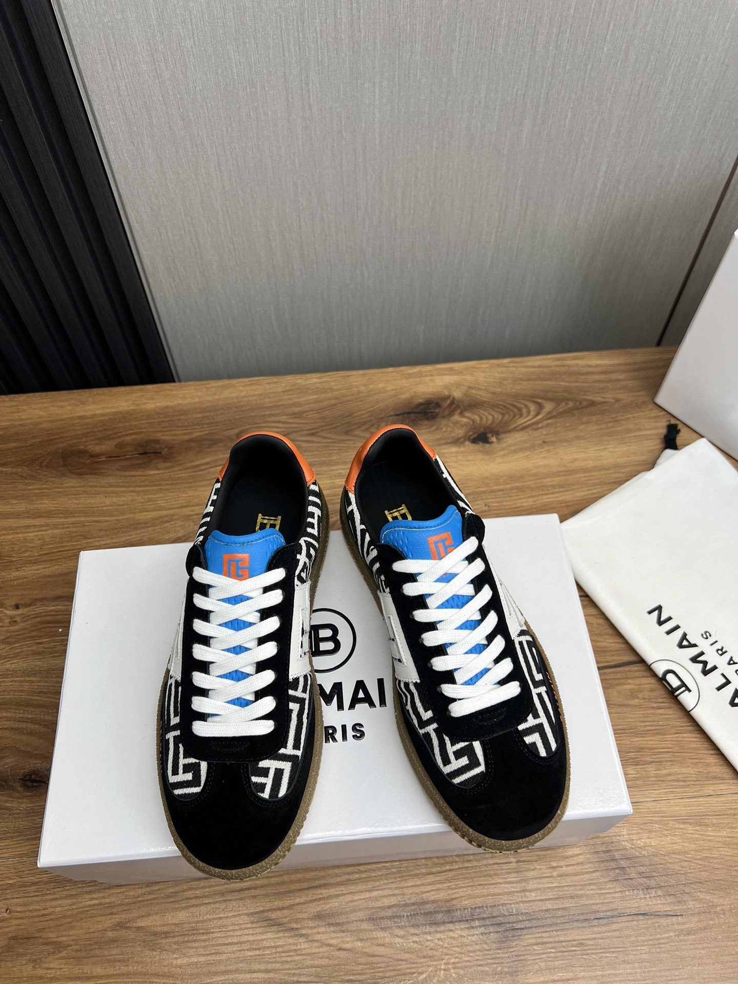 Women Men Top Quality B*almain shoes