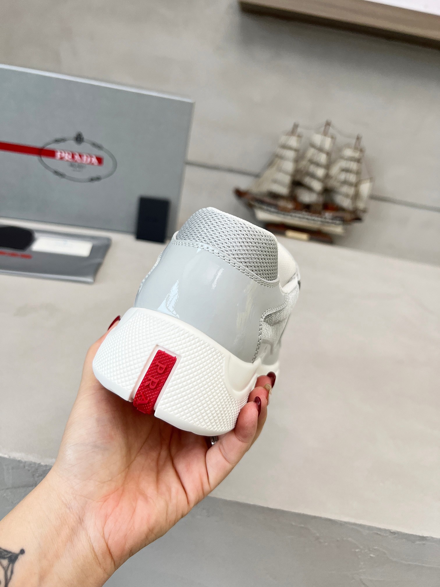 Women Men Top Quality P*rada shoes