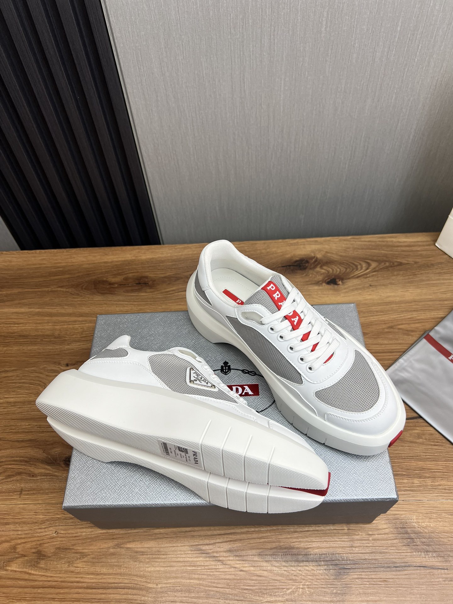 Women Men Top Quality P*rada shoes