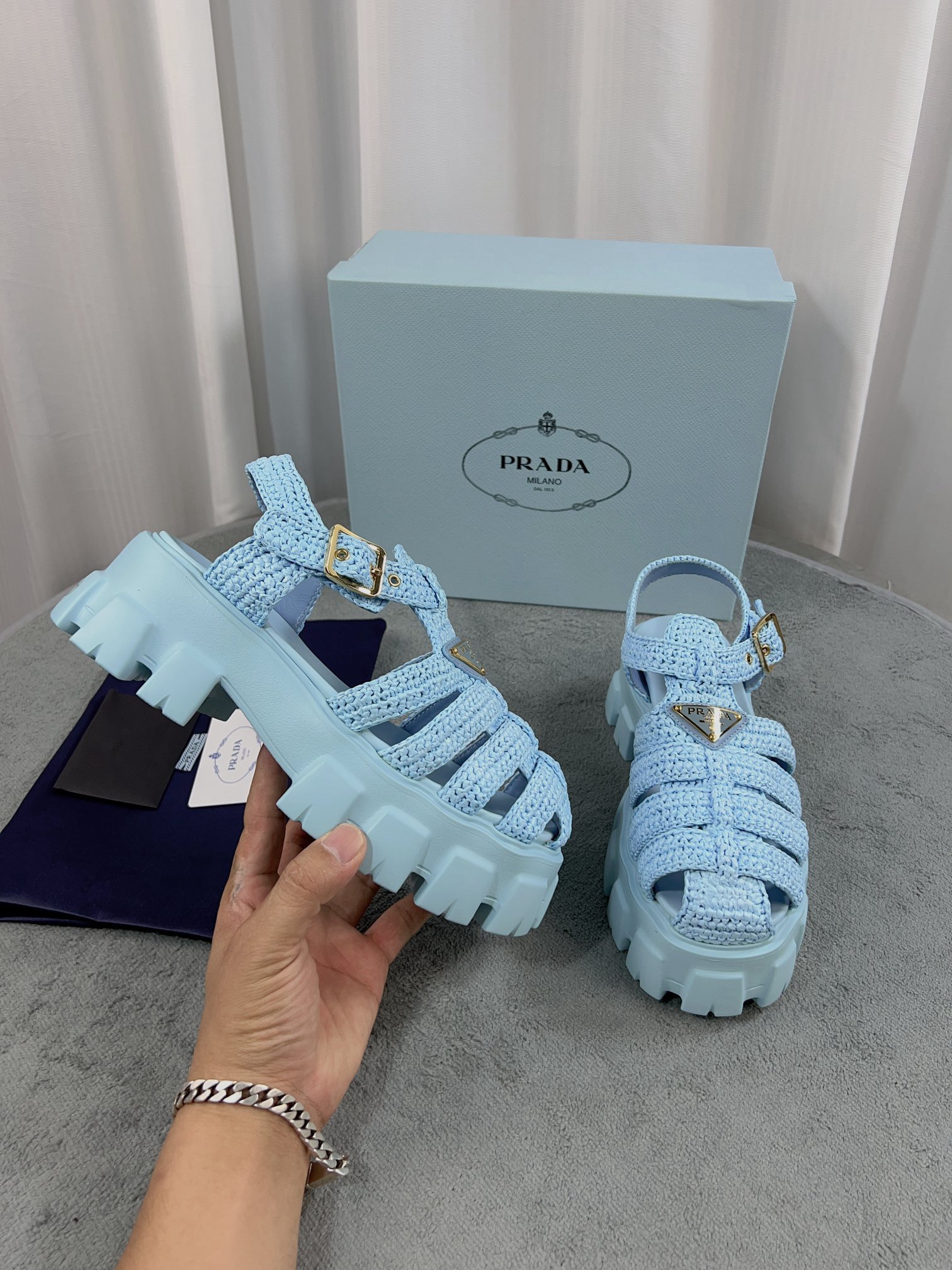 Women Men Top Quality P*rada shoes