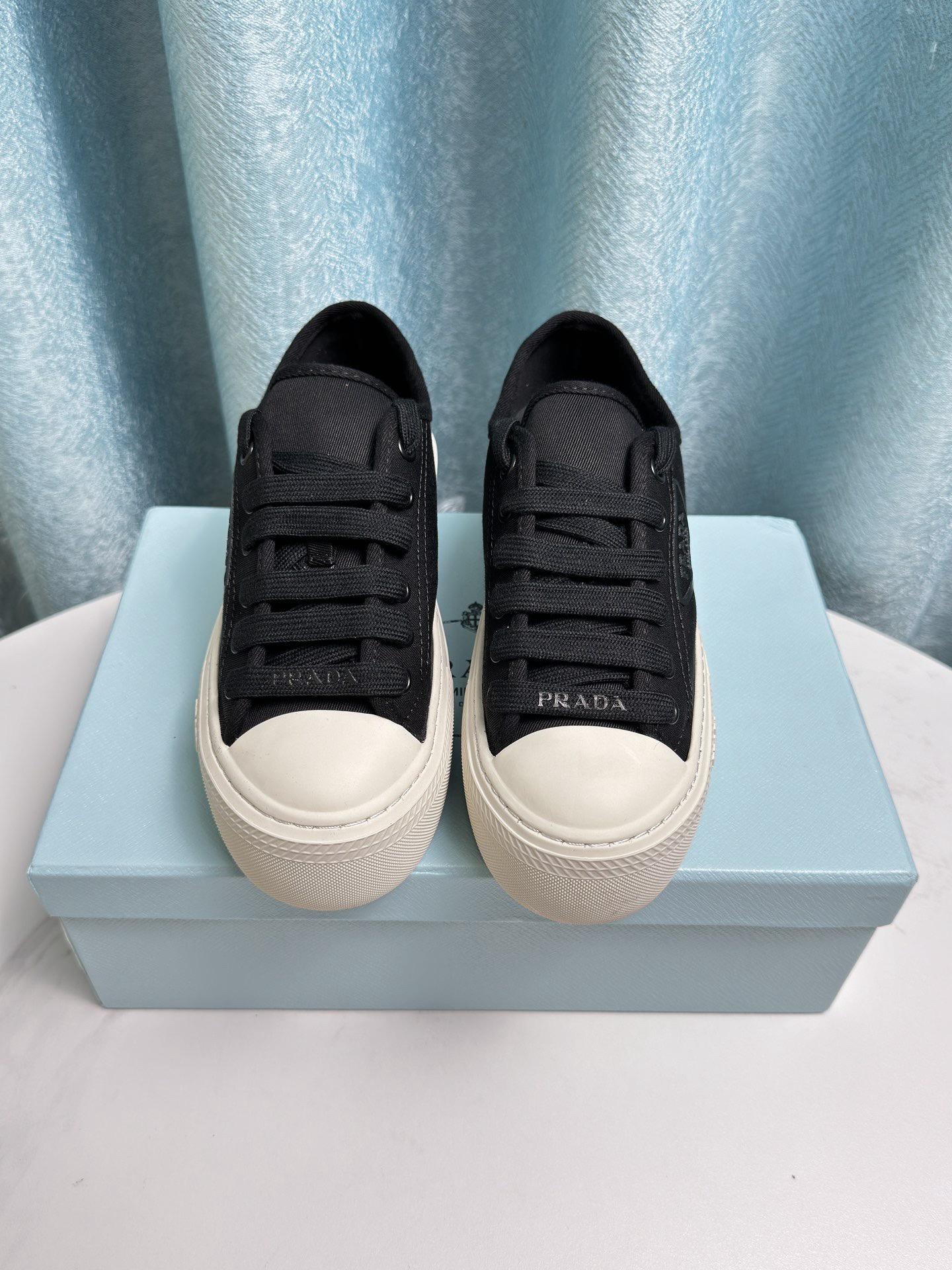 Women Men Top Quality P*rada shoes