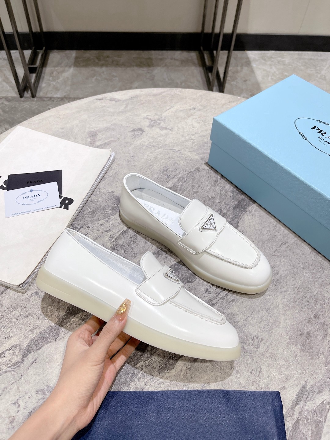 Women Men Top Quality P*rada shoes