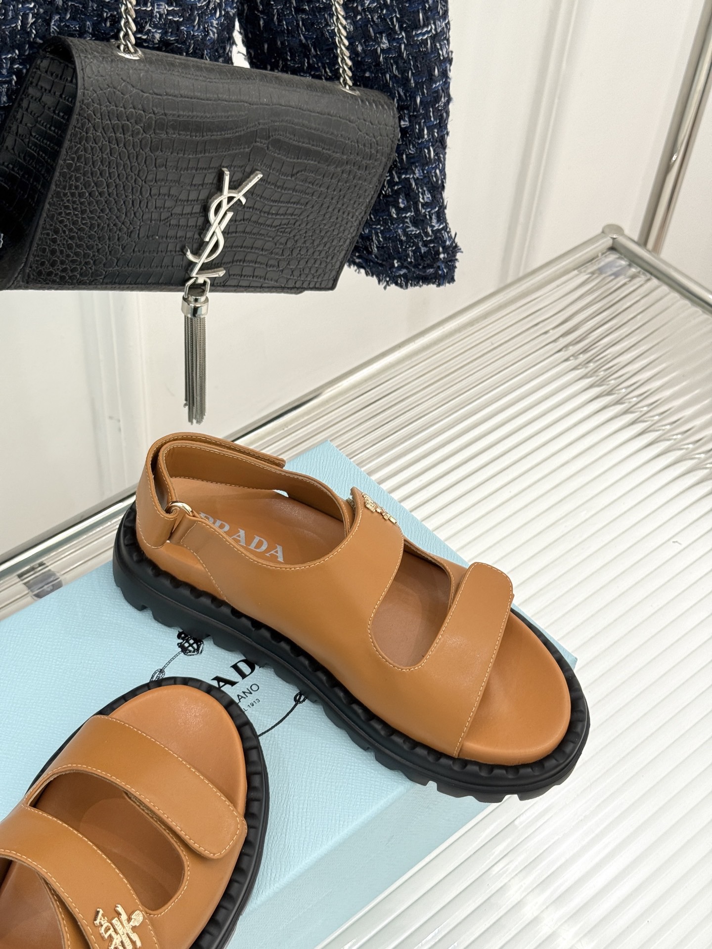 Women Men Top Quality P*rada shoes