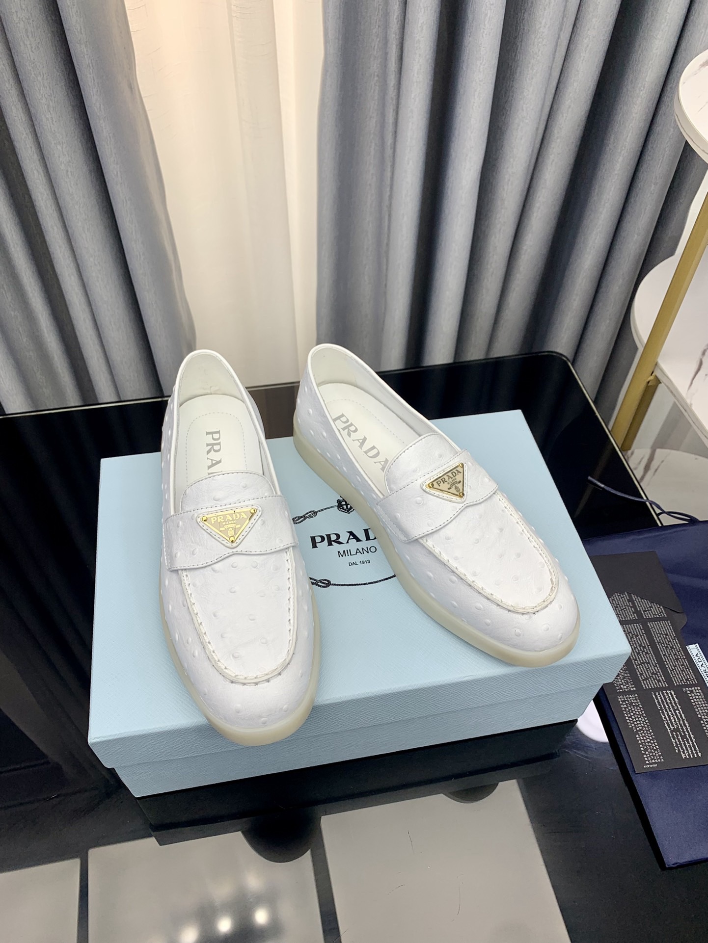 Women Men Top Quality P*rada shoes