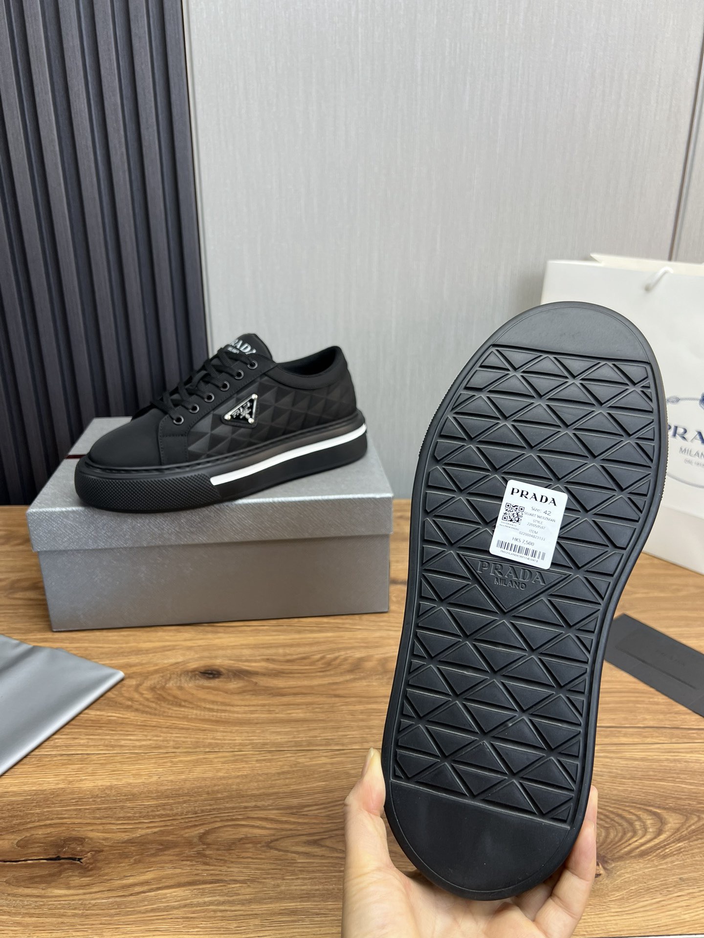 Women Men Top Quality P*rada shoes