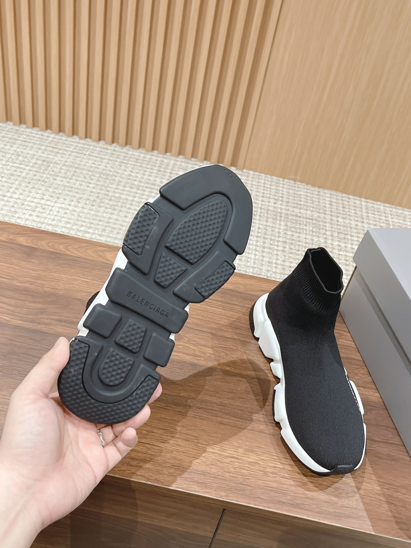 Men Women size 35-45 A*lexander M*cqueen Sneaker Top Quality 1:1