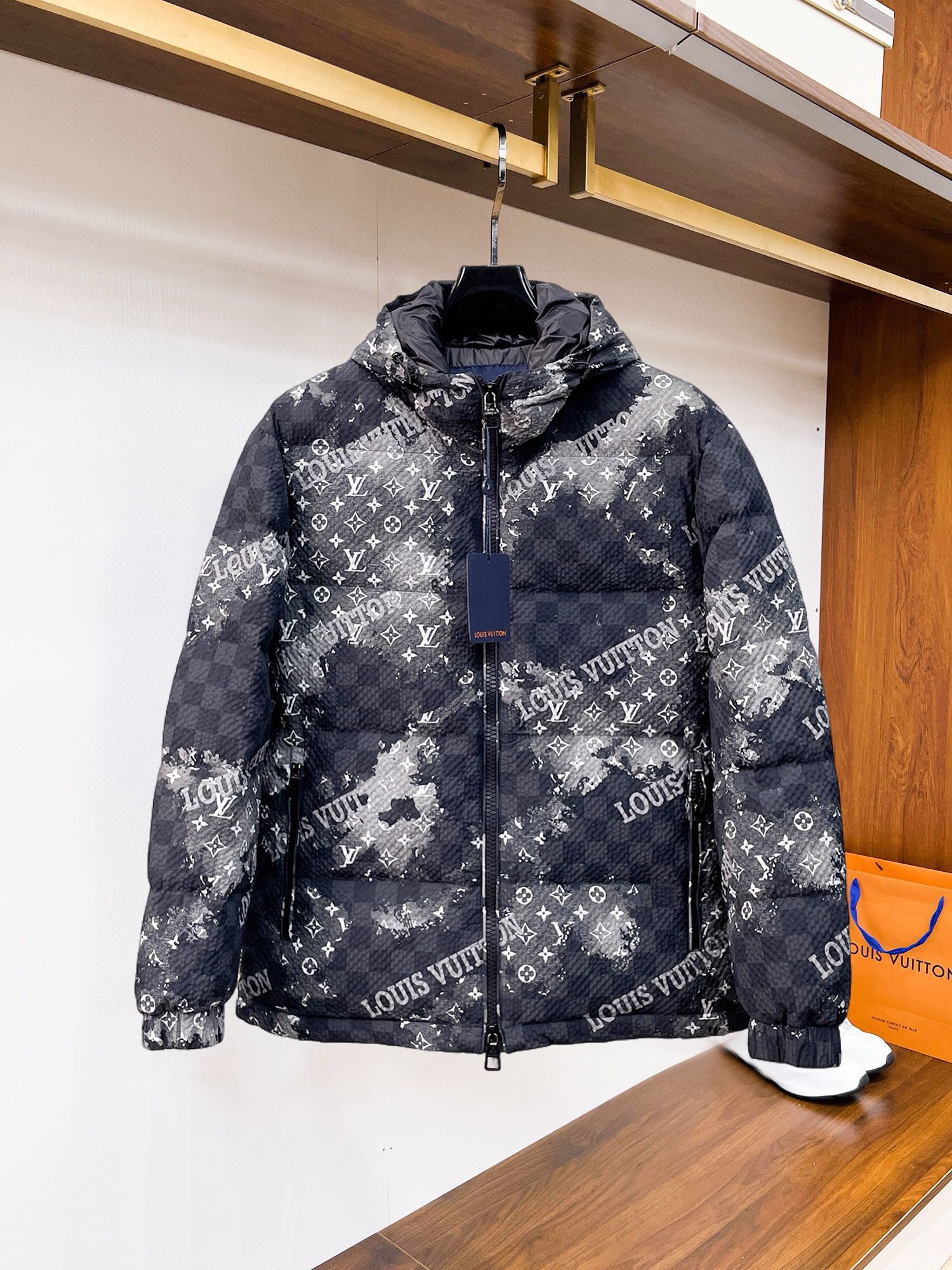 L*V Louis Vuitt*on Top Quality 1:1 Jacket