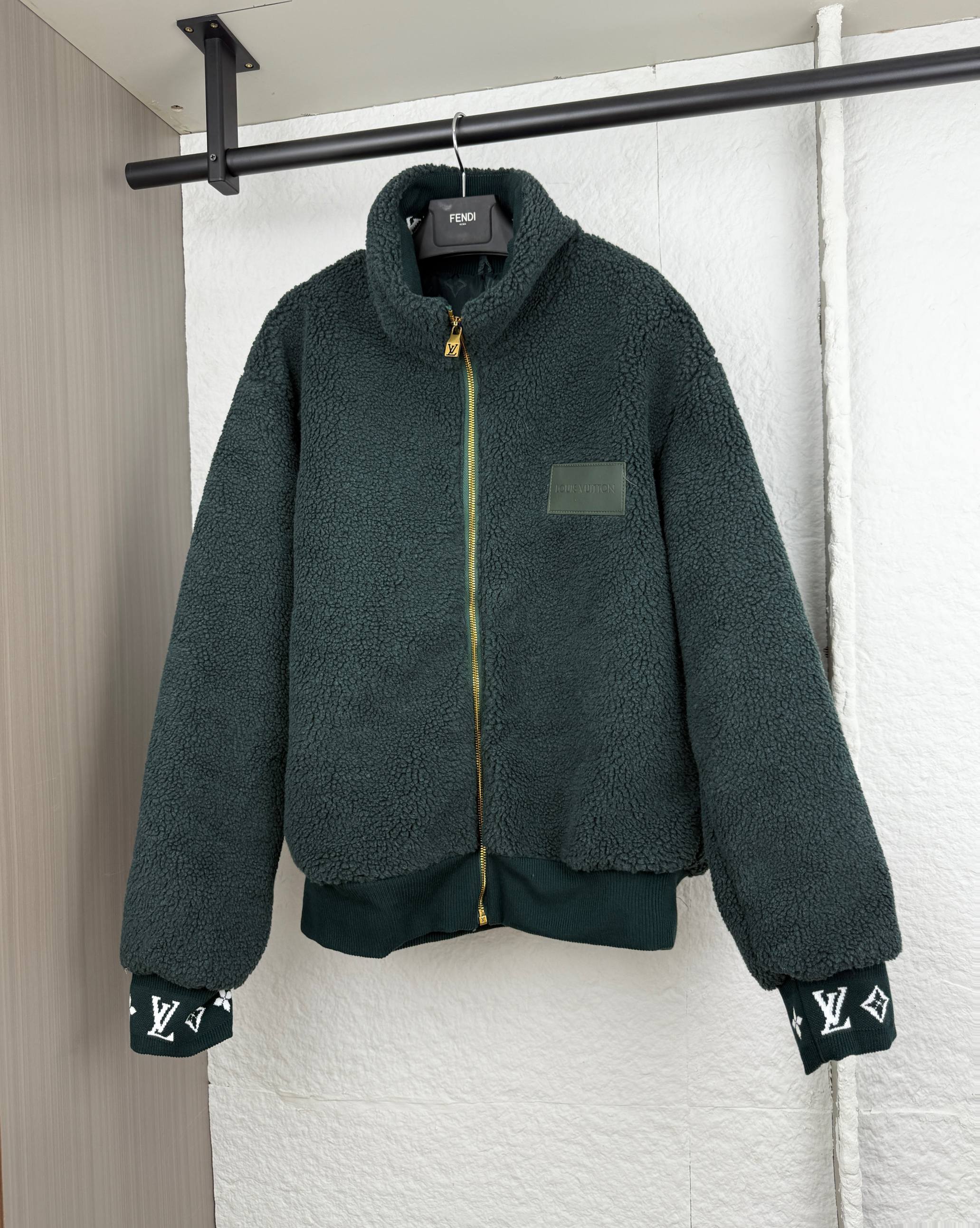 L*V Louis Vuitt*on Top Quality 1:1 Jacket