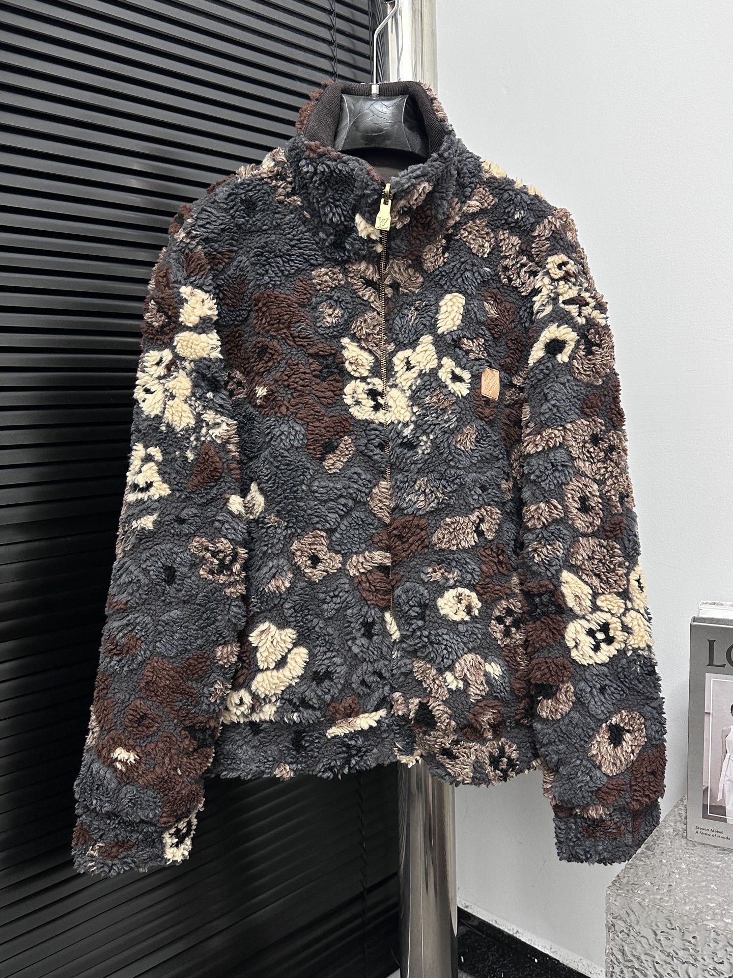 L*V Louis Vuitt*on Top Quality 1:1 Jacket