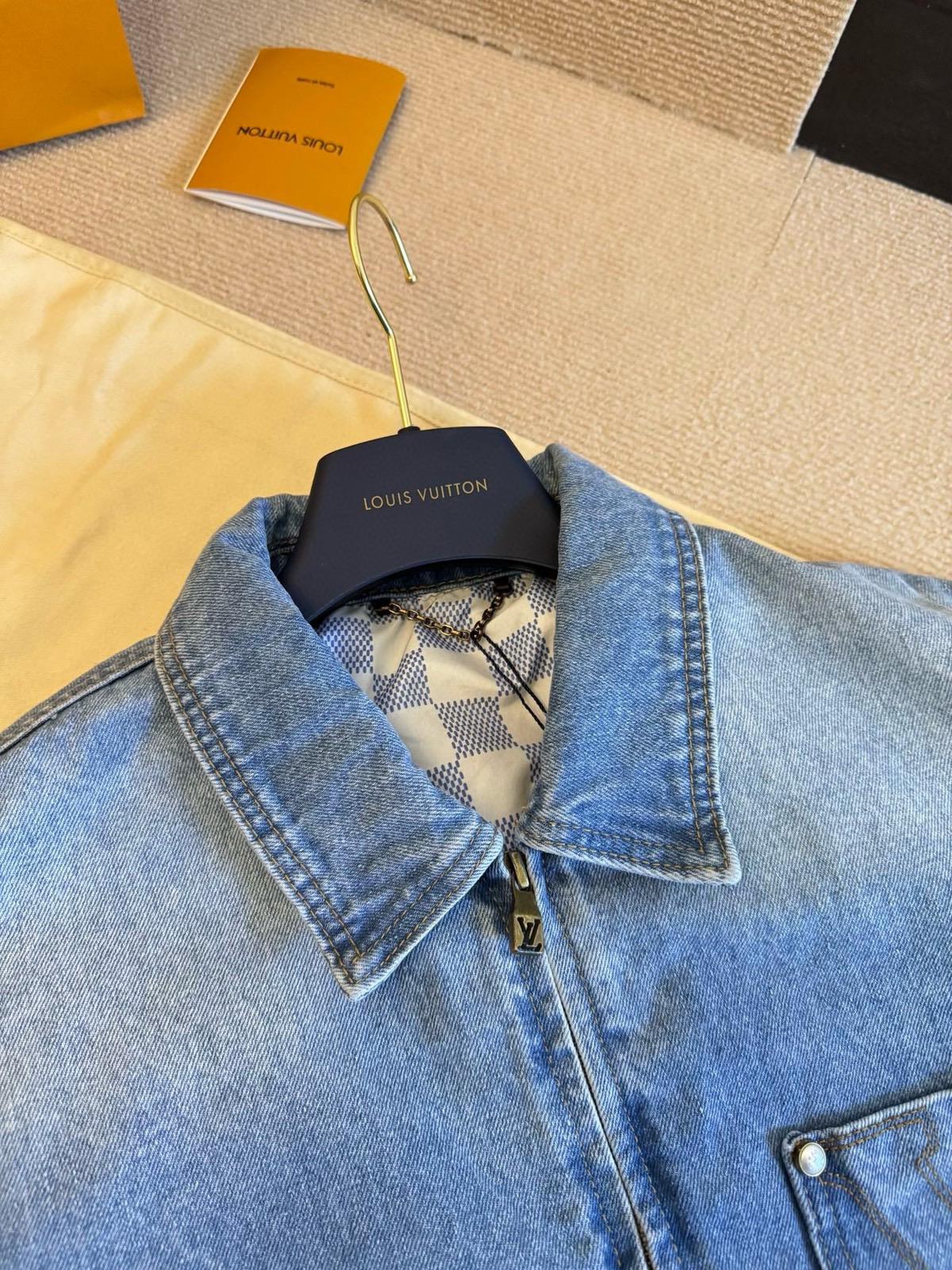 L*V Louis Vuitt*on Top Quality 1:1 Jacket