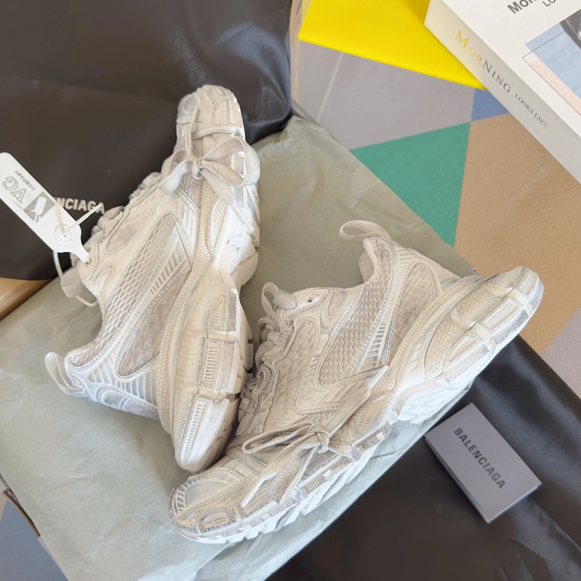 WOMEN SIZE 35-39 Men SIZE 39-45 B*alenciaga Sneaker Top quality 1:1