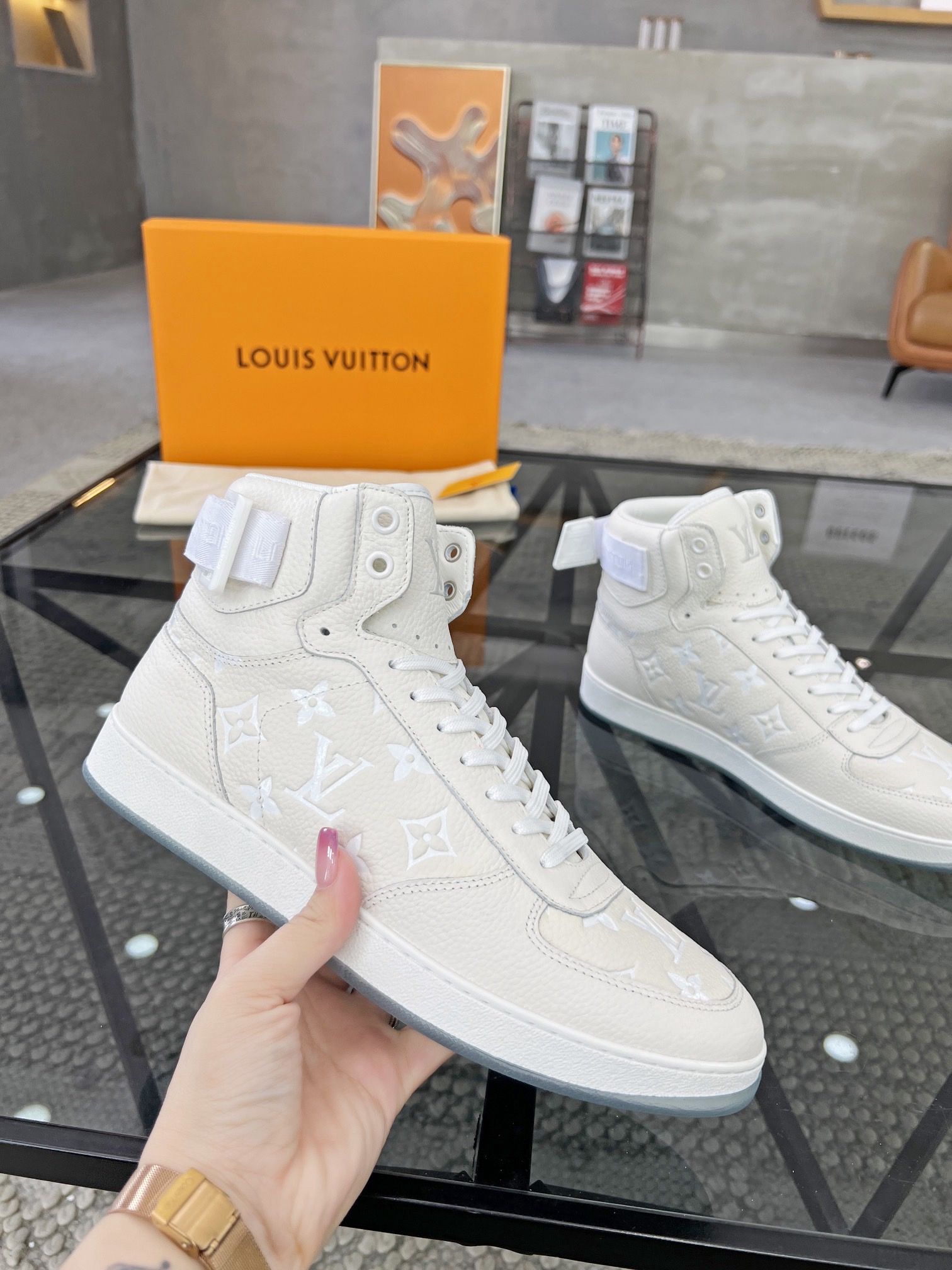 Men L*ouis V*uitton Top Sneaker L*V Shoes