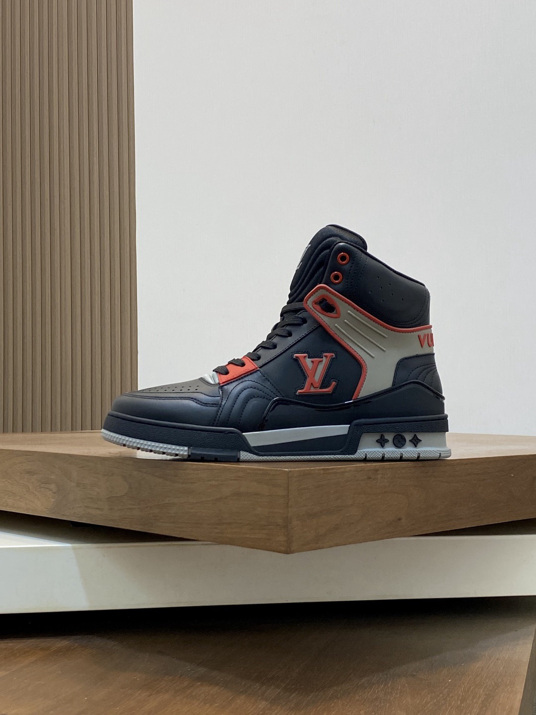 Men L*ouis V*uitton Top Sneaker L*V Shoes