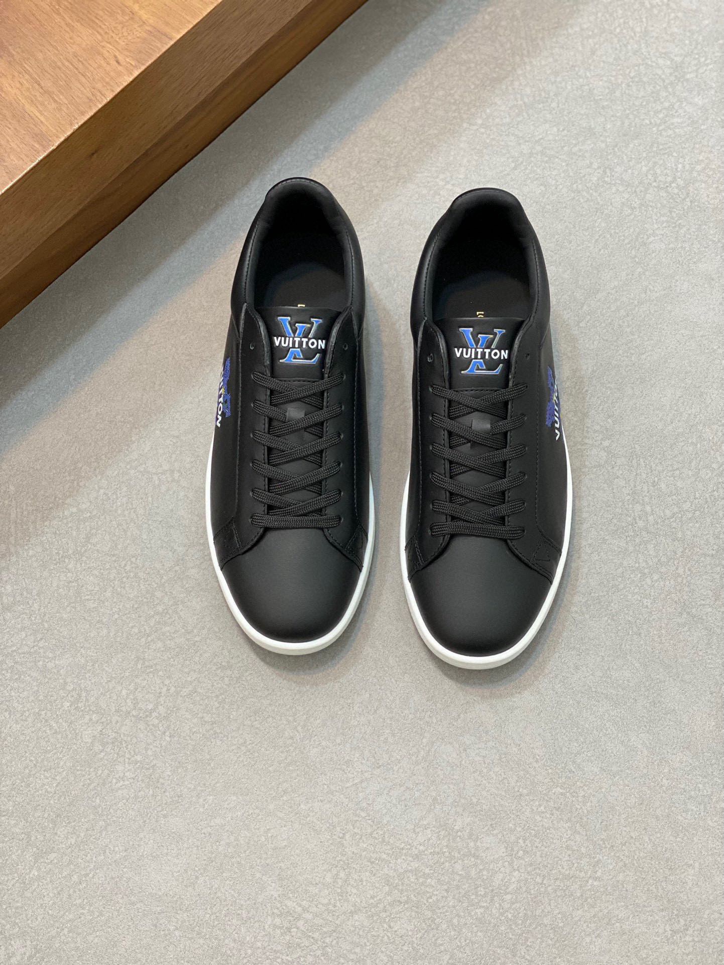 Men L*ouis V*uitton Top Sneaker L*V Shoes