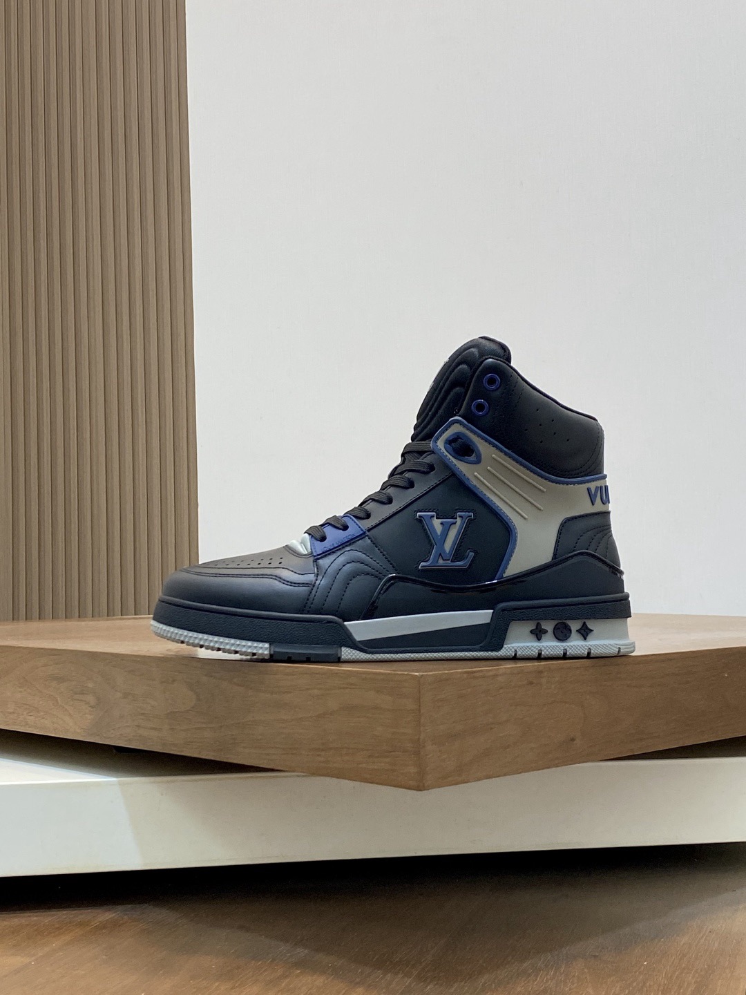 Men L*ouis V*uitton Top Sneaker L*V Shoes