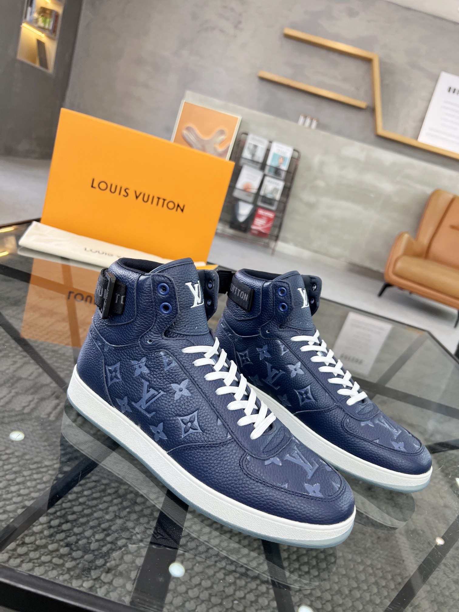 Men L*ouis V*uitton Top Sneaker L*V Shoes