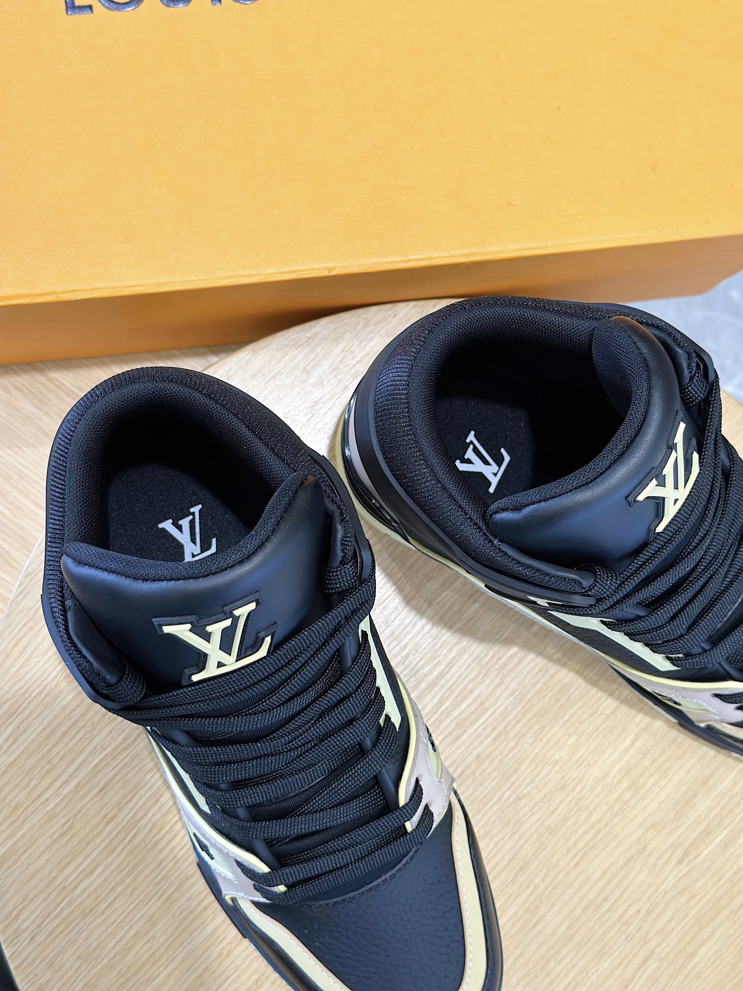 Men L*ouis V*uitton Top Sneaker L*V Shoes